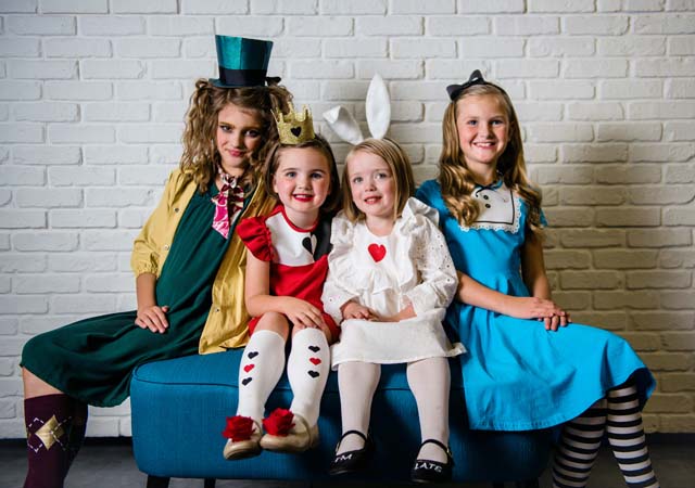 Group-Alice-in-Wonderland-book-week-costumes