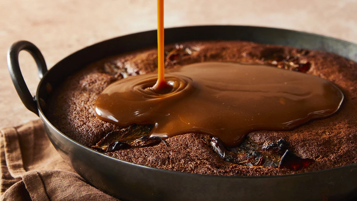 Sticky date pudding